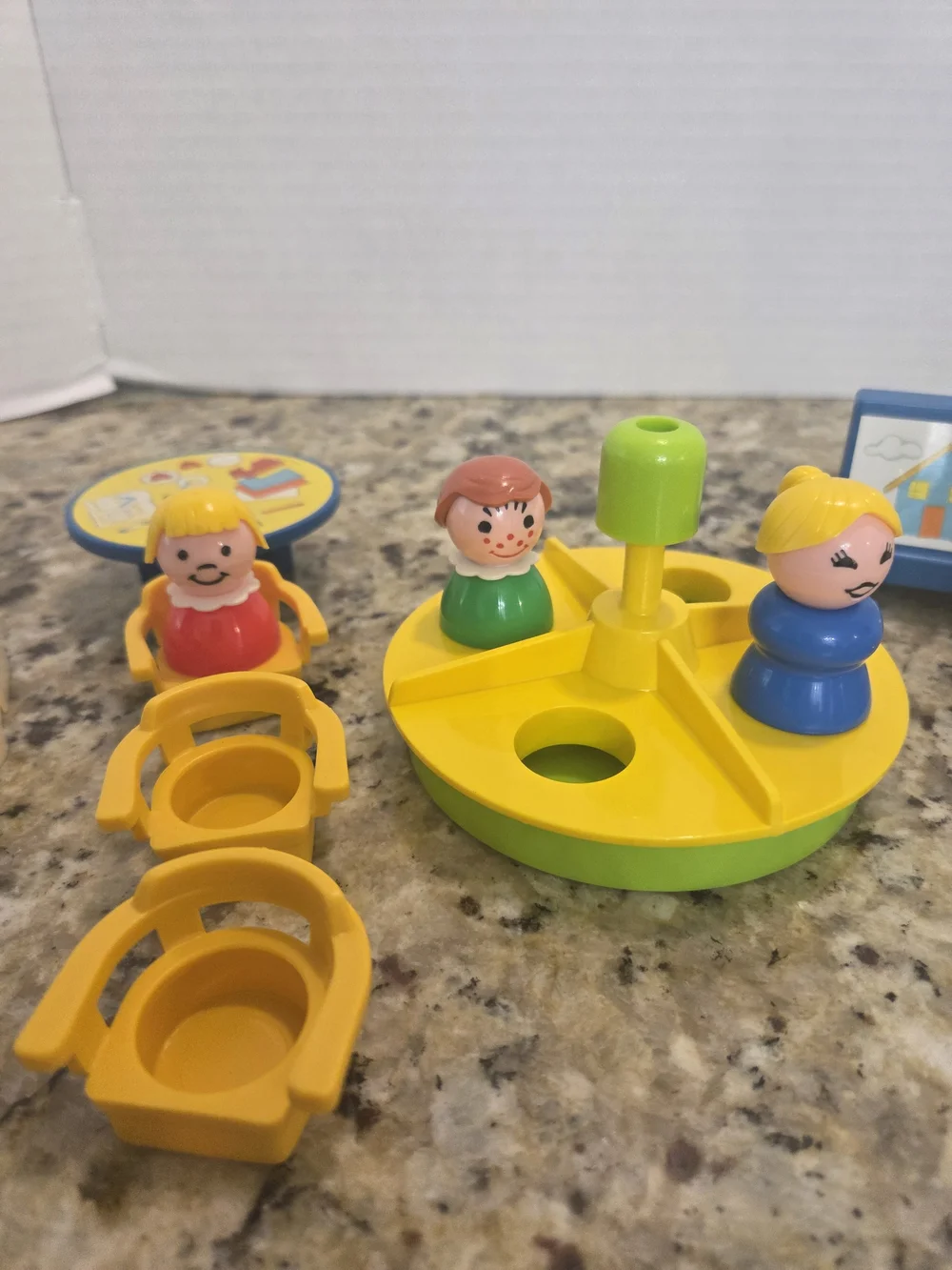 Vintage Fisher Price Little People 929 Play Family School Playground Slide Kids
